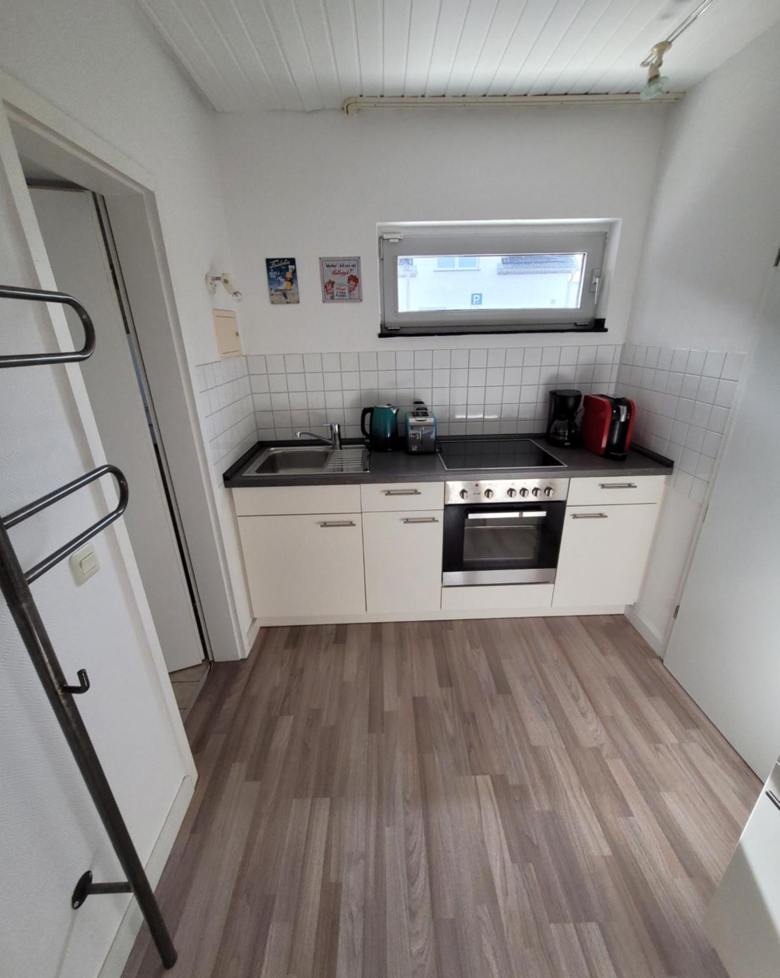Messezimmer Am Thewissenweg Düsseldorf Buitenkant foto