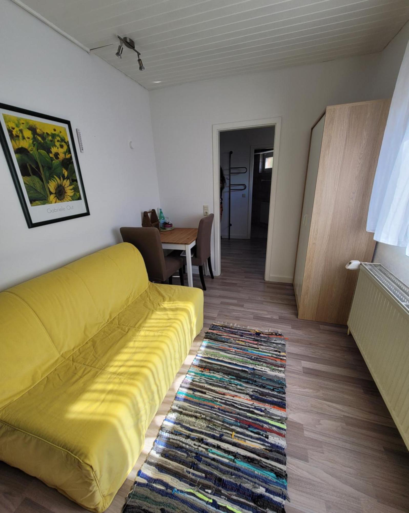 Messezimmer Am Thewissenweg Düsseldorf Buitenkant foto