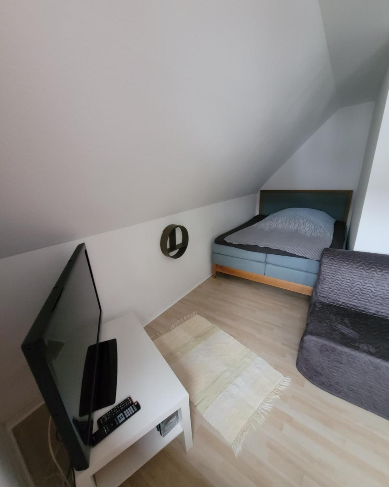 Messezimmer Am Thewissenweg Düsseldorf Kamer foto